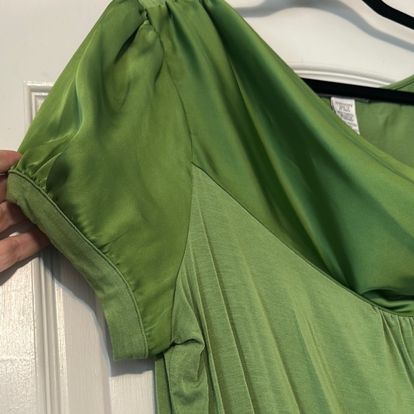 Fred David Green Blouse with Cowl Neck and Relaxed Fit - Picture 5 of 6